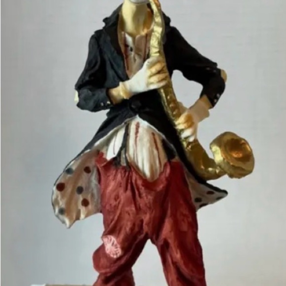 VTG Pucci Arnart Hobo Clown playing saxophone